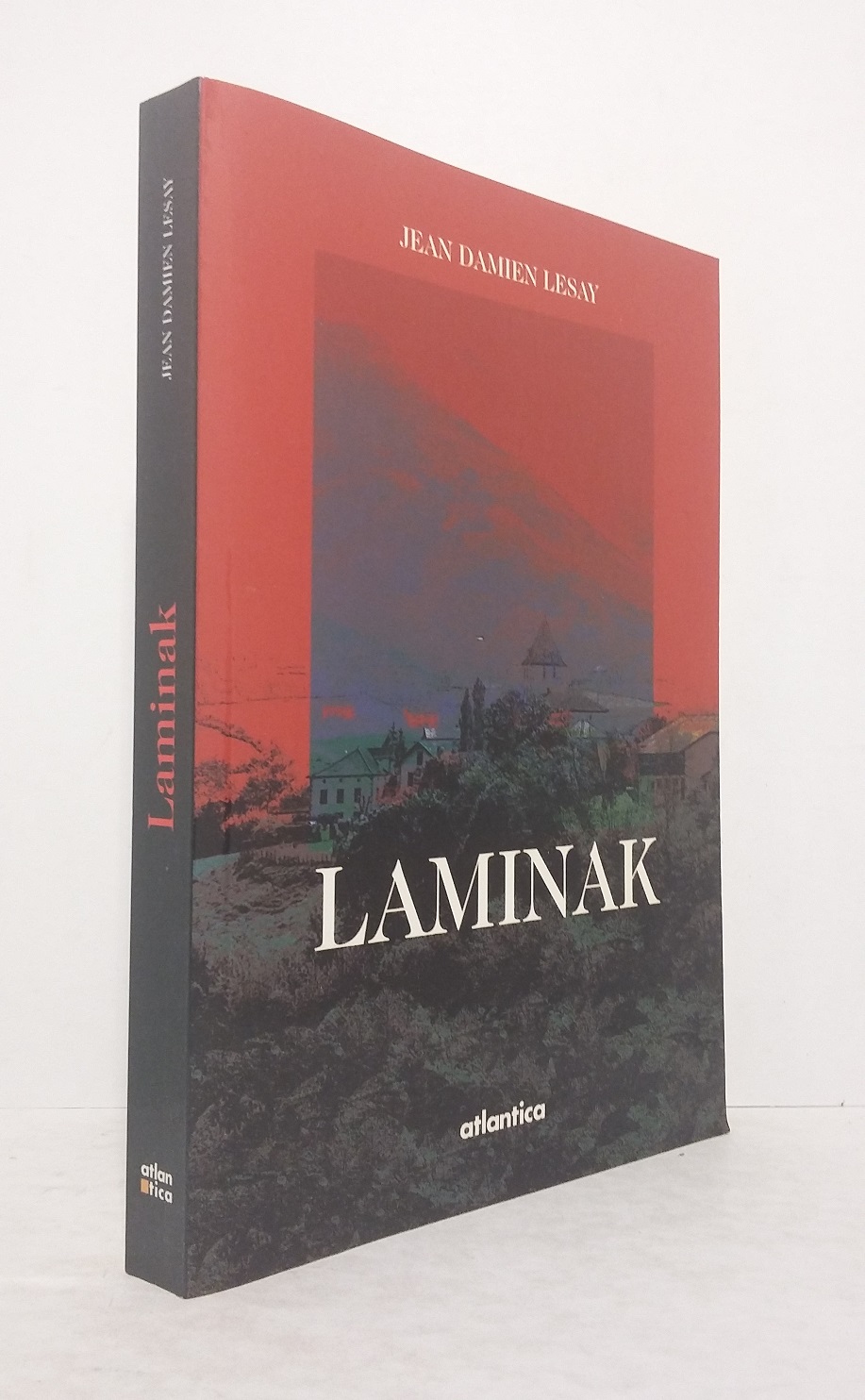 Laminak