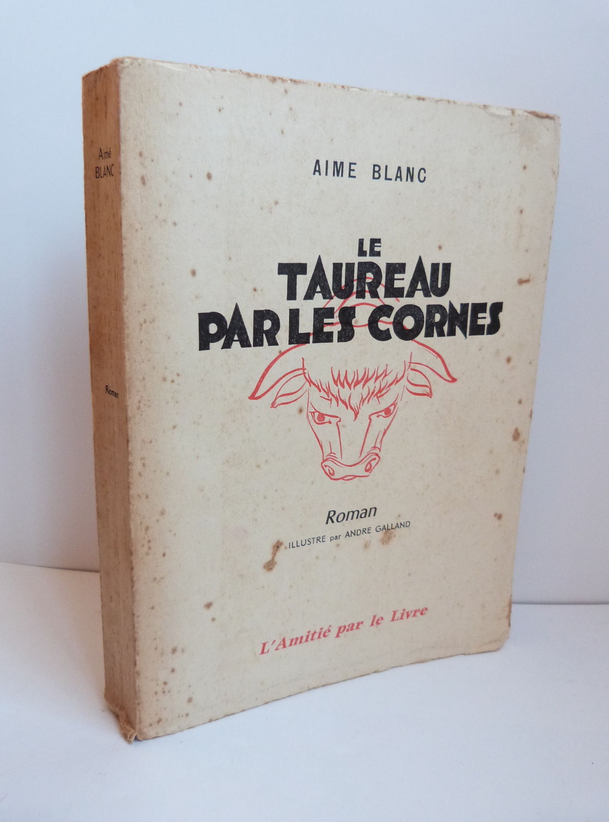 Le taureau par les cornes