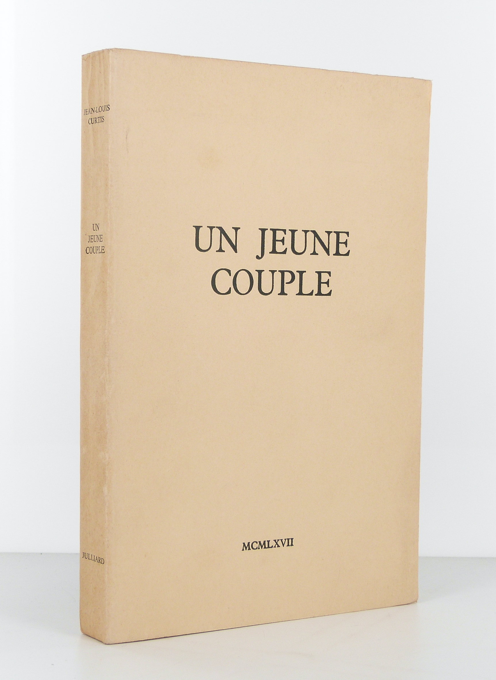 Un jeune couple