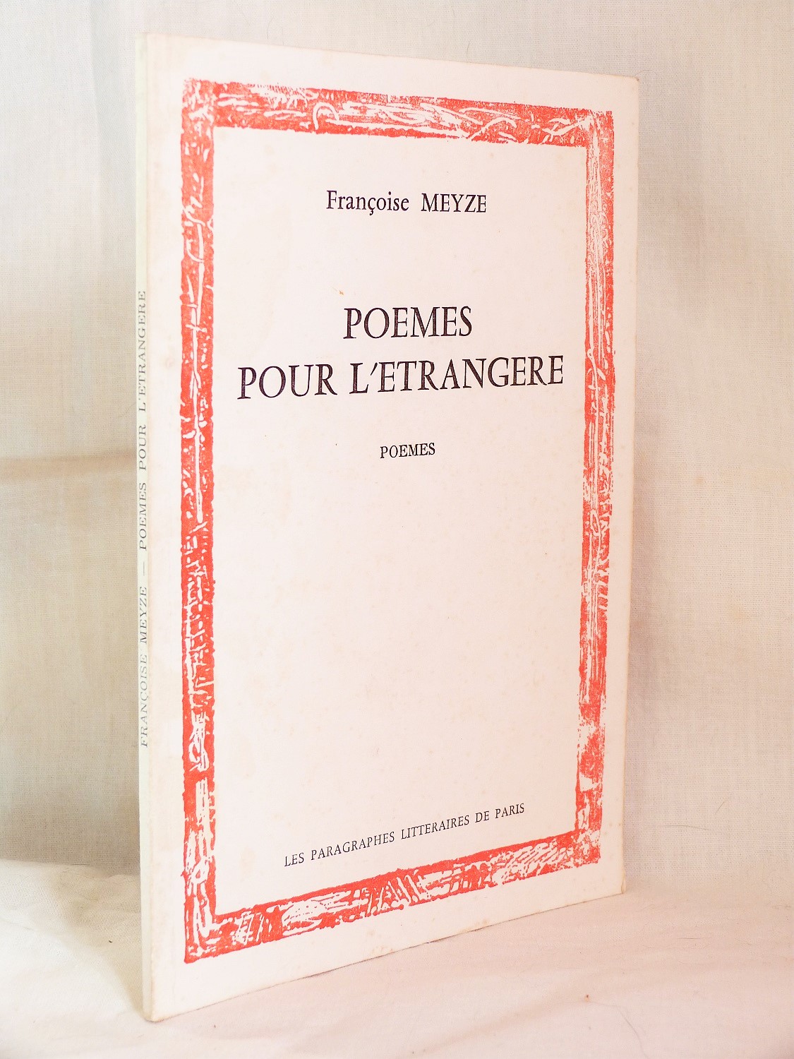 Poèmes pour l' étrangère