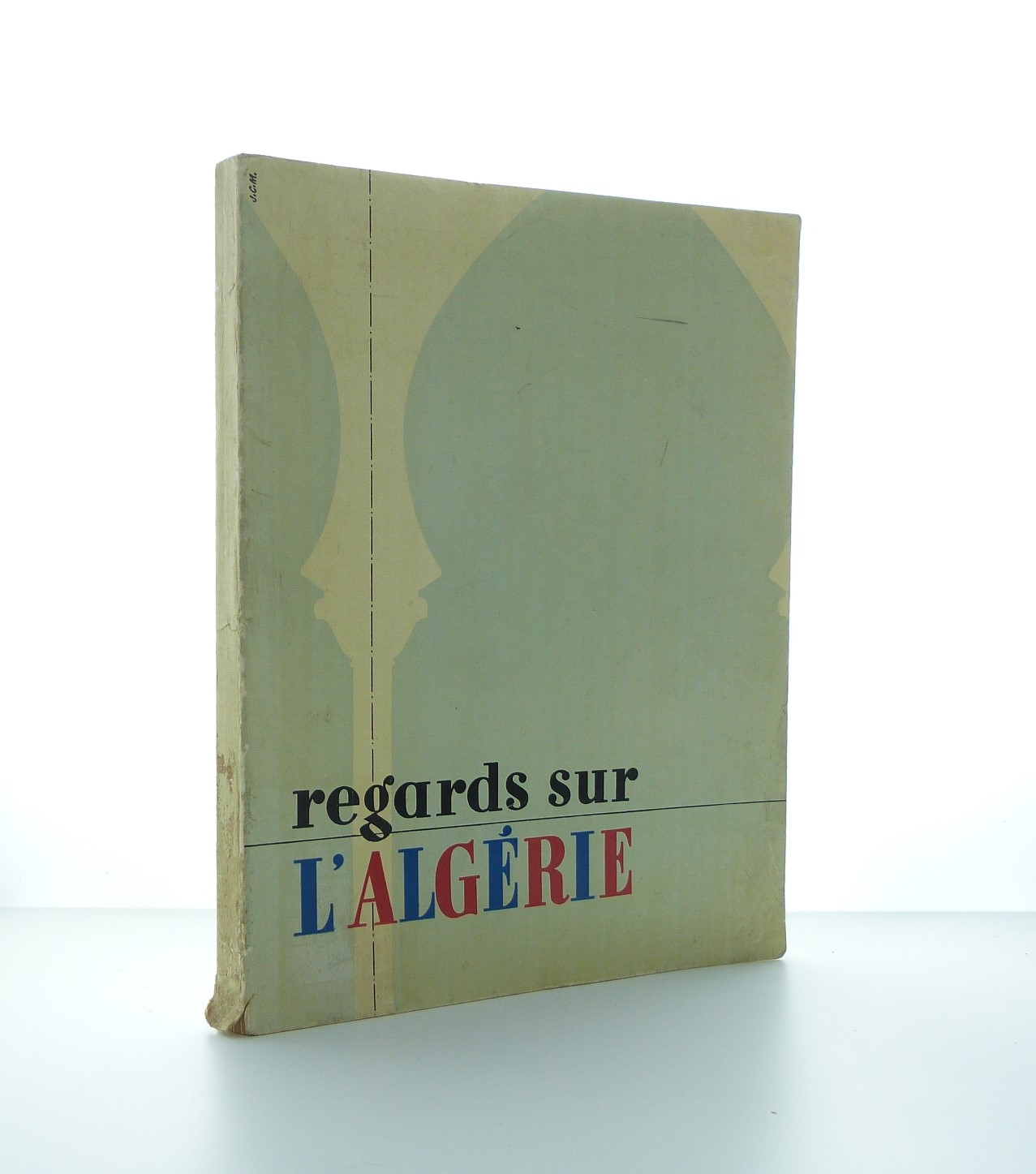 Regards sur l'Algérie